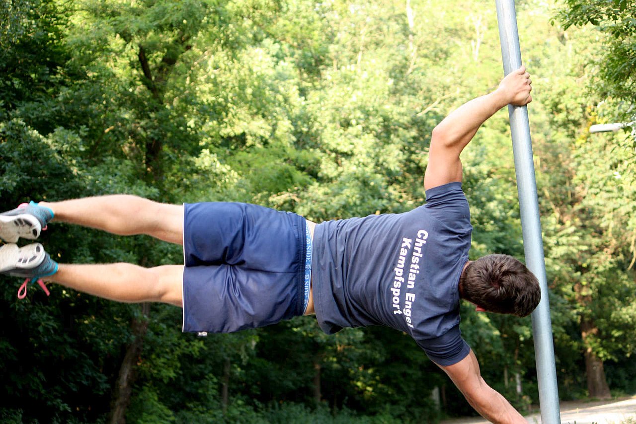 Back On The Street: The Street Workout Program