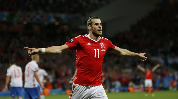 Football Soccer - Russia v Wales - EURO 2016 - Group B - Stadium de Toulouse, Toulouse, France - 20/6/16 - Wales' Gareth Bale celebrates after scoring a goal. Photo: REUTERS/Sergio Perez